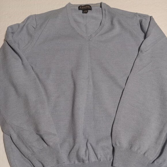 Brooks Brothers Women's Extra Fine Italian Merino Wool V Neck Sweater Size L - Picture 1 of 6